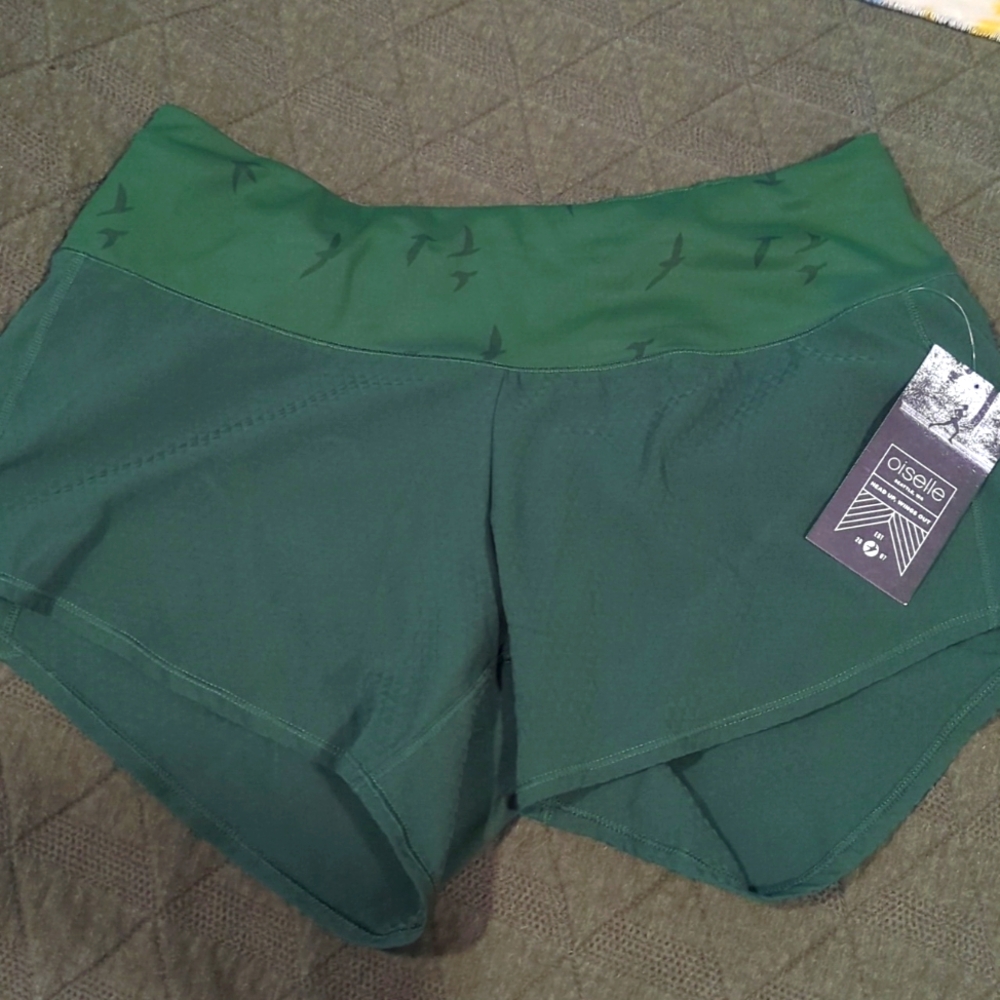 BNWT Oiselle Obsession running shorts 4 green